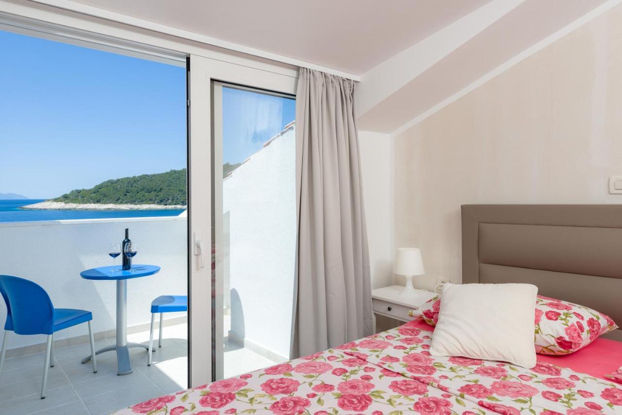 Luxury Bellavista Amazing Sea Holidays With Private Beach & Parking มิลนา ภายนอก รูปภาพ