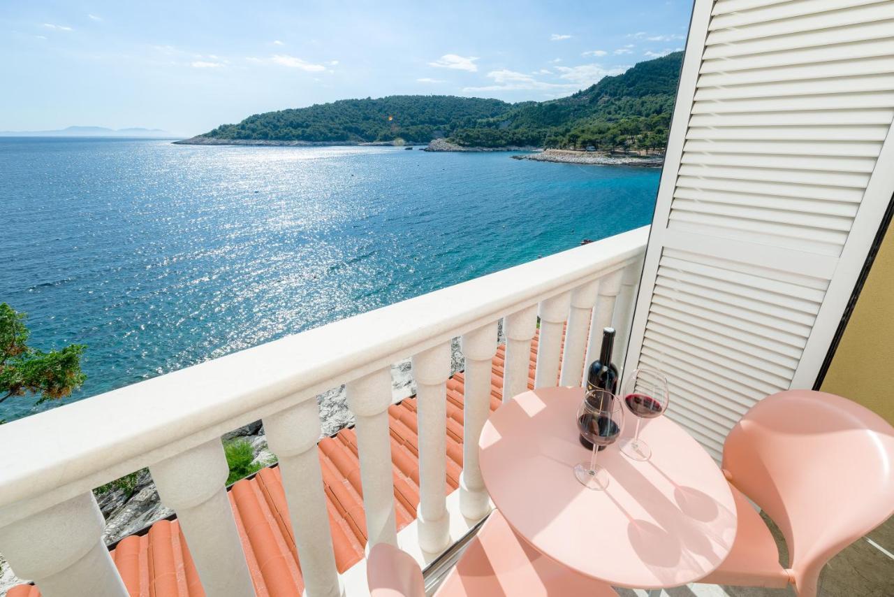 Luxury Bellavista Amazing Sea Holidays With Private Beach & Parking มิลนา ภายนอก รูปภาพ