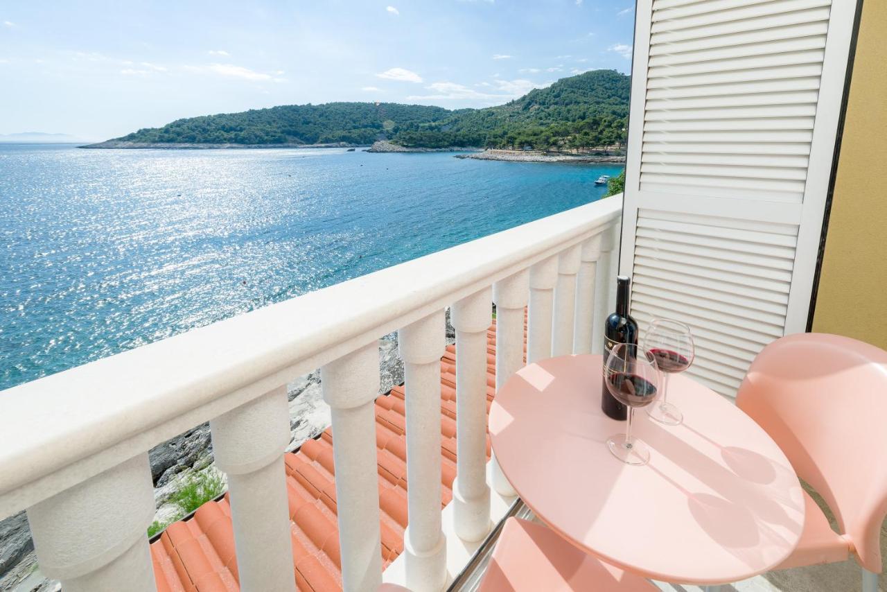 Luxury Bellavista Amazing Sea Holidays With Private Beach & Parking มิลนา ภายนอก รูปภาพ