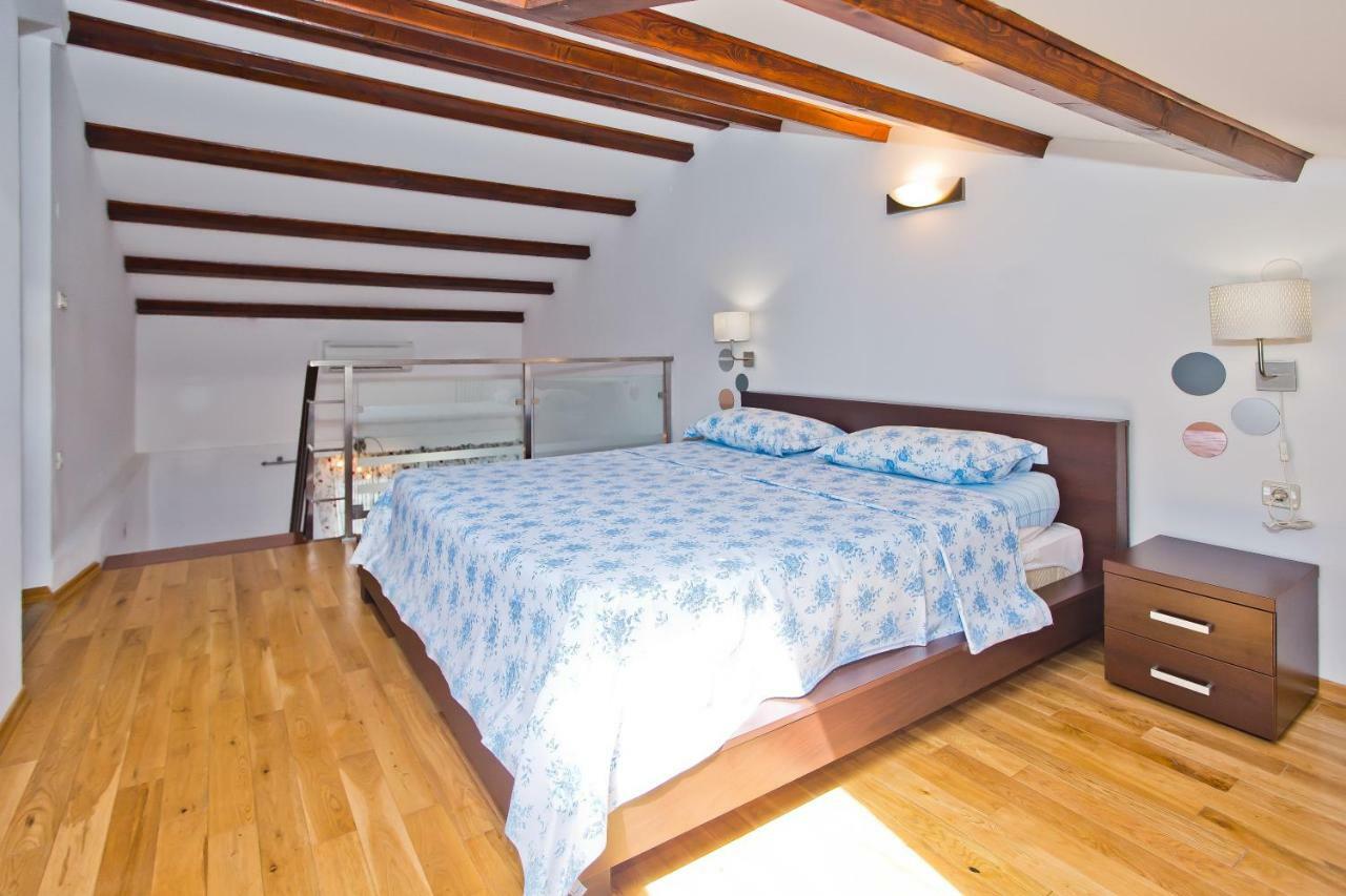 Luxury Bellavista Amazing Sea Holidays With Private Beach & Parking มิลนา ภายนอก รูปภาพ